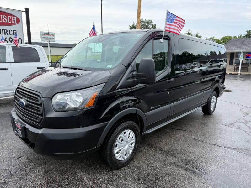 ford transit wagon 2018 1FBZX2ZM4JKA11758 image ford transit wagon 2018 1FBZX2ZM4JKA11758 image
